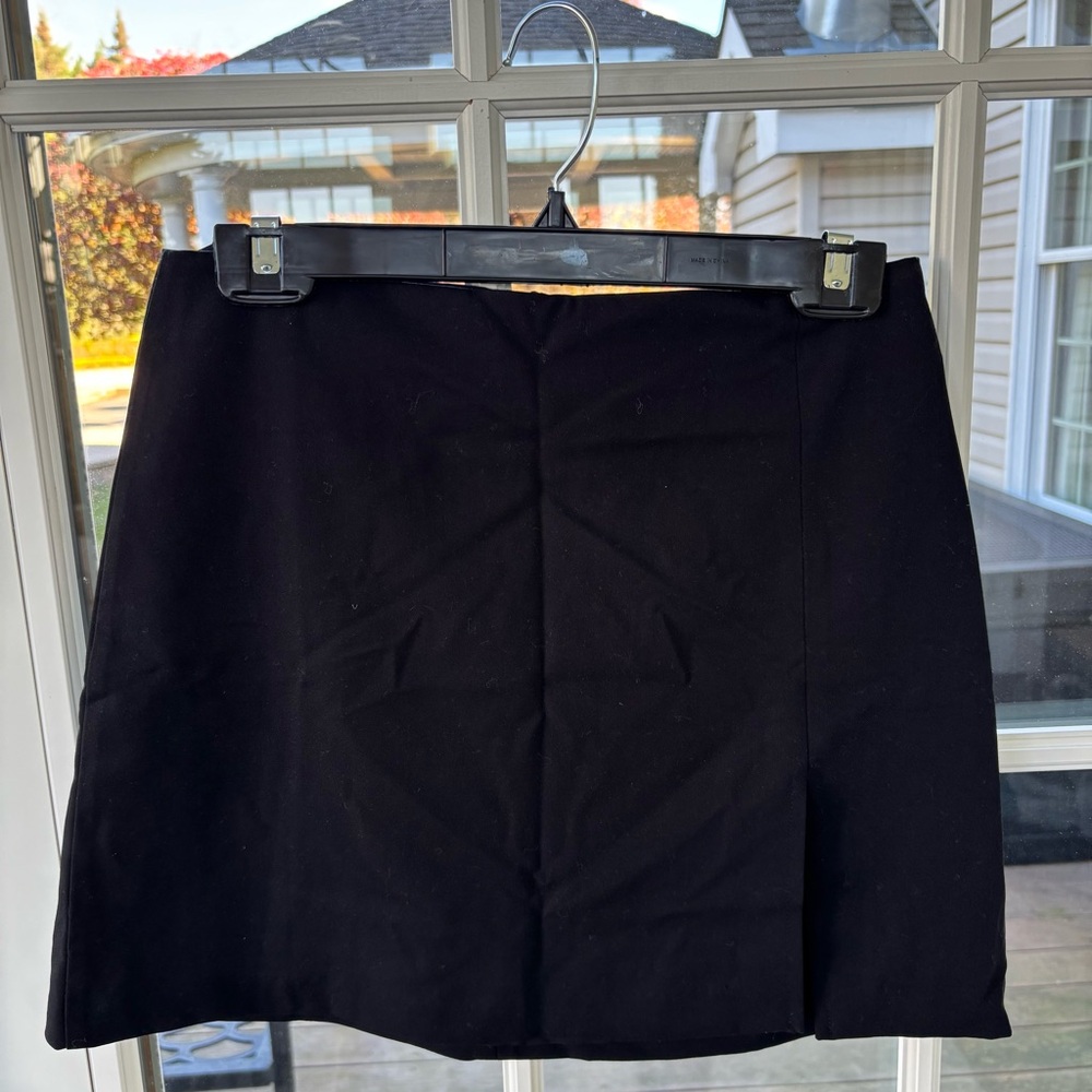 Aritzia Sunday Best Black Mini Skirt